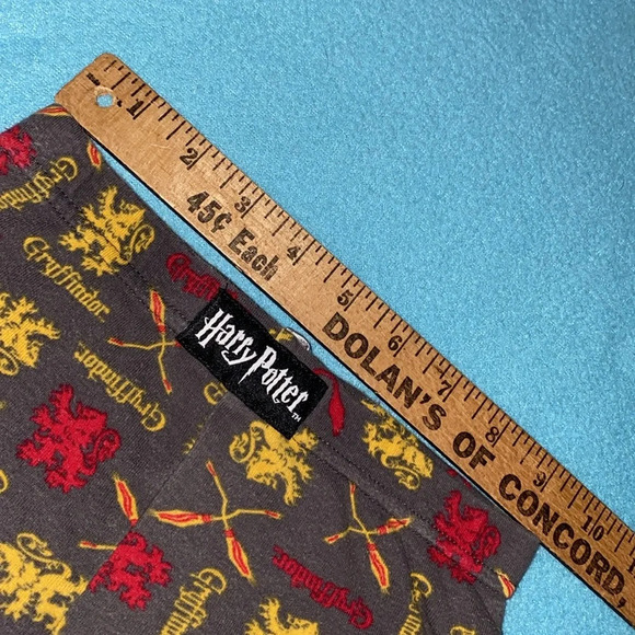 HARRY POTTER Warner Bros. Gryffindor pajama pants elastic waistband size 6 - Picture 6 of 7